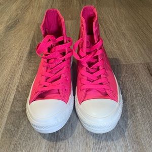 Converse HighTop Hot Pink Canvas Sneakers Size 7